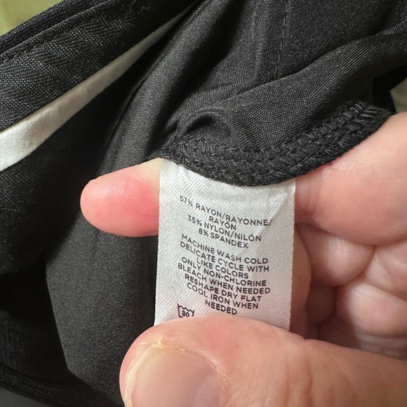 Ann Taylor The Sophia Lined Straight Leg Dress Pants Size 12 - Picture 8 of 8